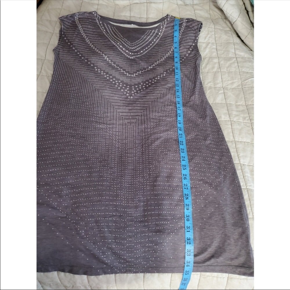 T-shirt dress - Picture 10 of 10